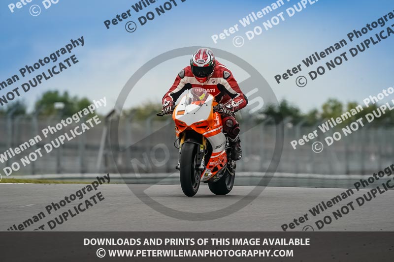 donington no limits trackday;donington park photographs;donington trackday photographs;no limits trackdays;peter wileman photography;trackday digital images;trackday photos